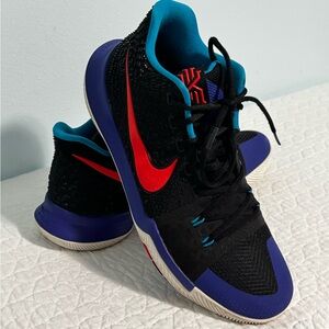 Nike Kyrie 3 Kyrache Sneakers Mens 10.5 Light Black  852395-007